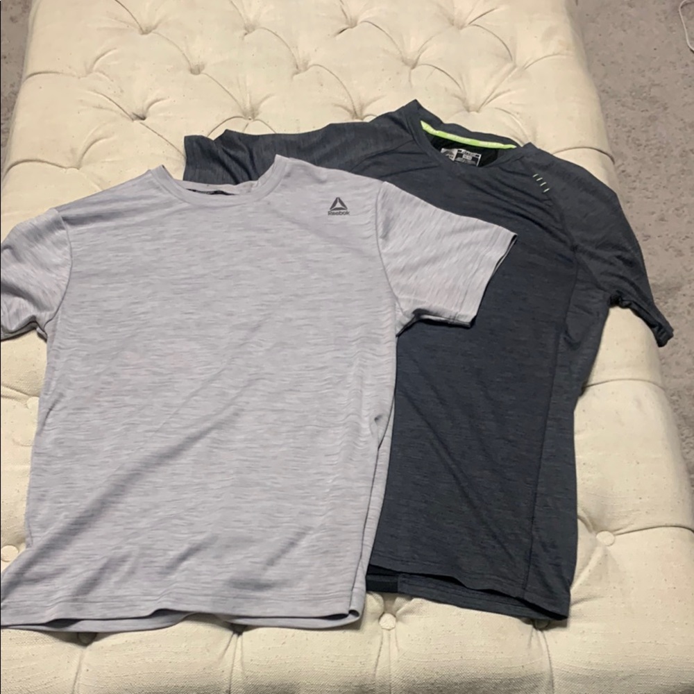 Reebok Men's Gray and Dark Gray T-Shirts
